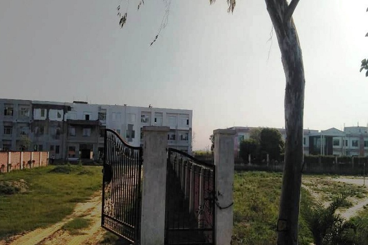 https://cache.careers360.mobi/media/colleges/social-media/media-gallery/25963/2019/9/26/Campus View of Fakirchand Vidyapeeth Educational Institute Meerut_Campus-View.jpg